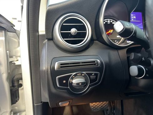 Used 2017 Mercedes-Benz C 300 Sedan image 23