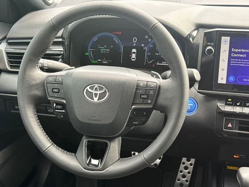 Used 2025 Toyota Camry XSE w/ Premium Package FWD image 12