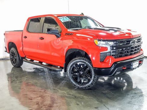 Certified 2024 Chevrolet Silverado 1500 LT Trail Boss w/ Convenience Package II image 2