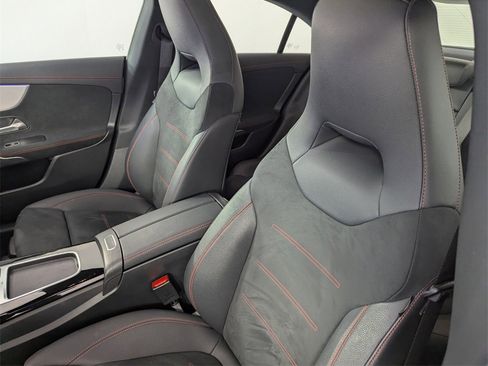 Certified 2025 Mercedes-Benz CLA 250 image 11