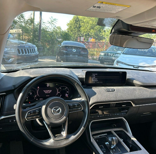 Used 2024 MAZDA CX-90 Plug-In Hybrid w/ Preferred AWD/4WD image 8