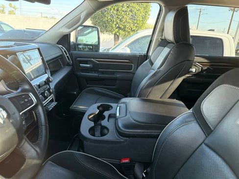 Used 2024 RAM 2500 Laramie AWD/4WD image 10