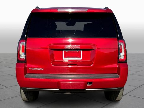 Used 2015 GMC Yukon SLT w/ HD Trailering Package image 4