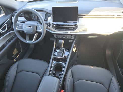 New 2026 Jeep Compass Limited image 22