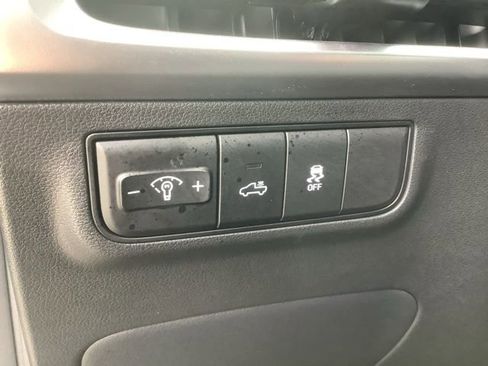 Certified 2025 Hyundai Santa Cruz SE image 23