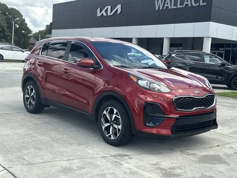 Certified 2021 Kia Sportage LX FWD image 4
