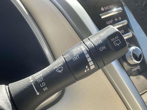 Used 2022 Nissan Murano SL image 24