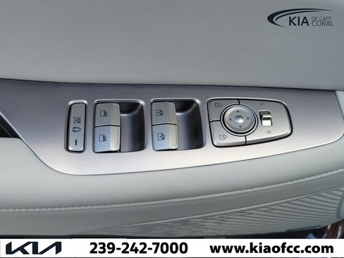 Used 2024 Hyundai Palisade SEL w/ Premium Package FWD image 24
