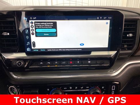 Used 2024 Chevrolet Silverado 1500 High Country w/ High Country Premium Package image 3