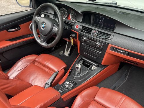 Used 2009 BMW M3 Convertible RWD image 29