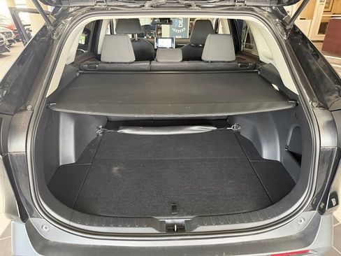 Used 2025 Toyota RAV4 XLE AWD/4WD image 61