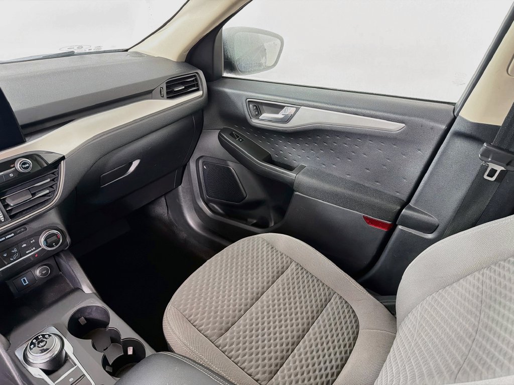 Used 2020 Ford Escape SE FWD image 21