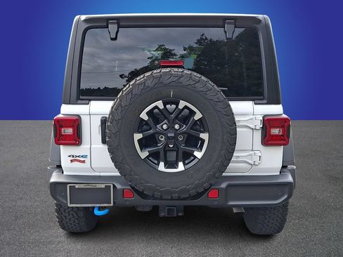 Used 2025 Jeep Wrangler Unlimited Rubicon 4xe w/ Safety Group AWD/4WD image 5
