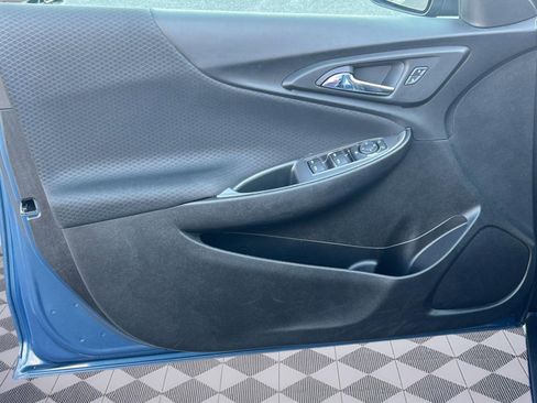 Used 2024 Chevrolet Malibu LT FWD image 12