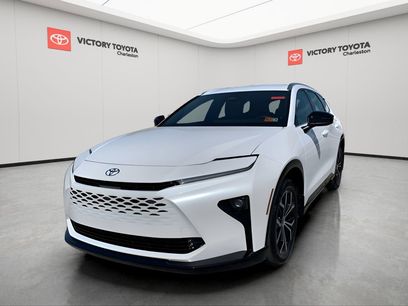 New 2025 Toyota Crown Signia
