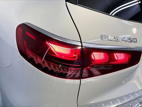 New 2026 Mercedes-Benz GLS 450 4MATIC image 5