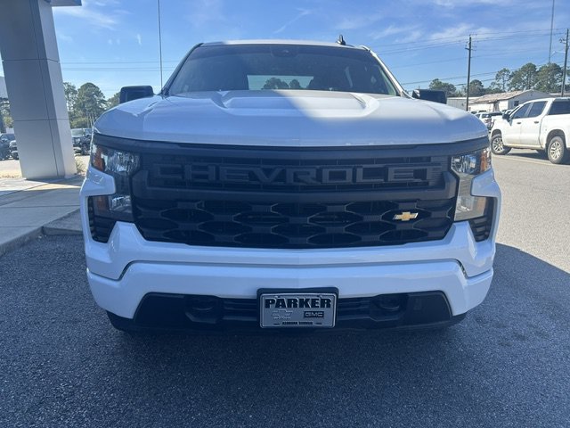 Used 2023 Chevrolet Silverado 1500 Custom AWD/4WD image 3