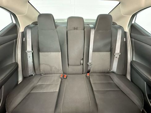 Used 2020 Nissan Sentra SV FWD image 13