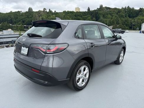 Certified 2023 Honda HR-V LX image 8