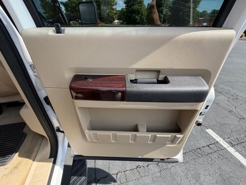 Used 2010 Ford F350 Lariat AWD/4WD image 21