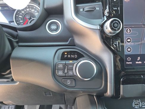 New 2026 RAM 1500 Big Horn AWD/4WD image 15