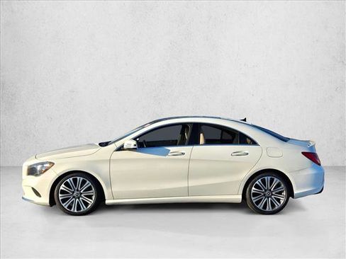 Used 2018 Mercedes-Benz CLA 250 image 9
