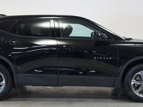Used 2024 Chevrolet Blazer LT w/ Driver Confidence Package FWD image 15