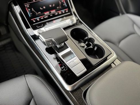 New 2026 Audi Q8 Premium Plus image 15