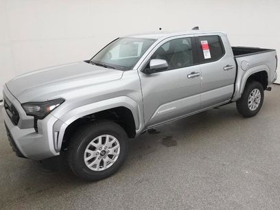 New 2025 Toyota Tacoma SR5