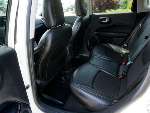 Used 2020 Jeep Compass Latitude image 8