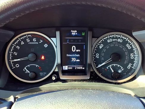 Certified 2023 Toyota Tacoma SR5 image 24