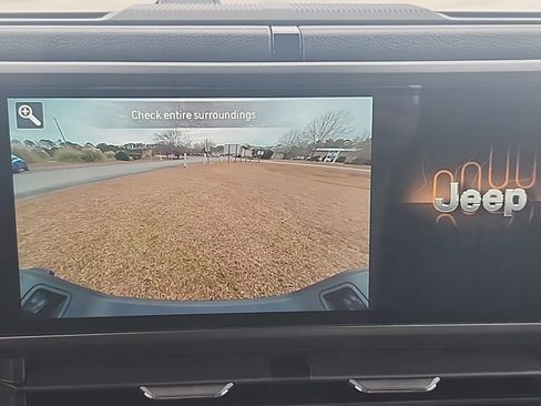 New 2026 Jeep Gladiator Sport AWD/4WD image 4