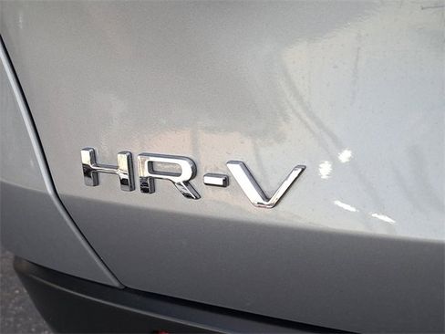 Certified 2023 Honda HR-V LX image 8