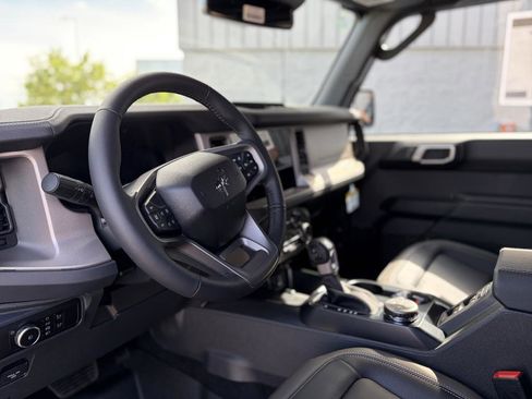New 2026 Ford Bronco Outer Banks AWD/4WD image 19