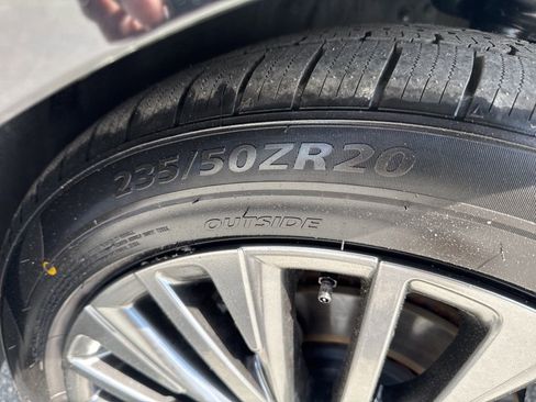 Used 2023 Lexus RZ 450e Premium image 35