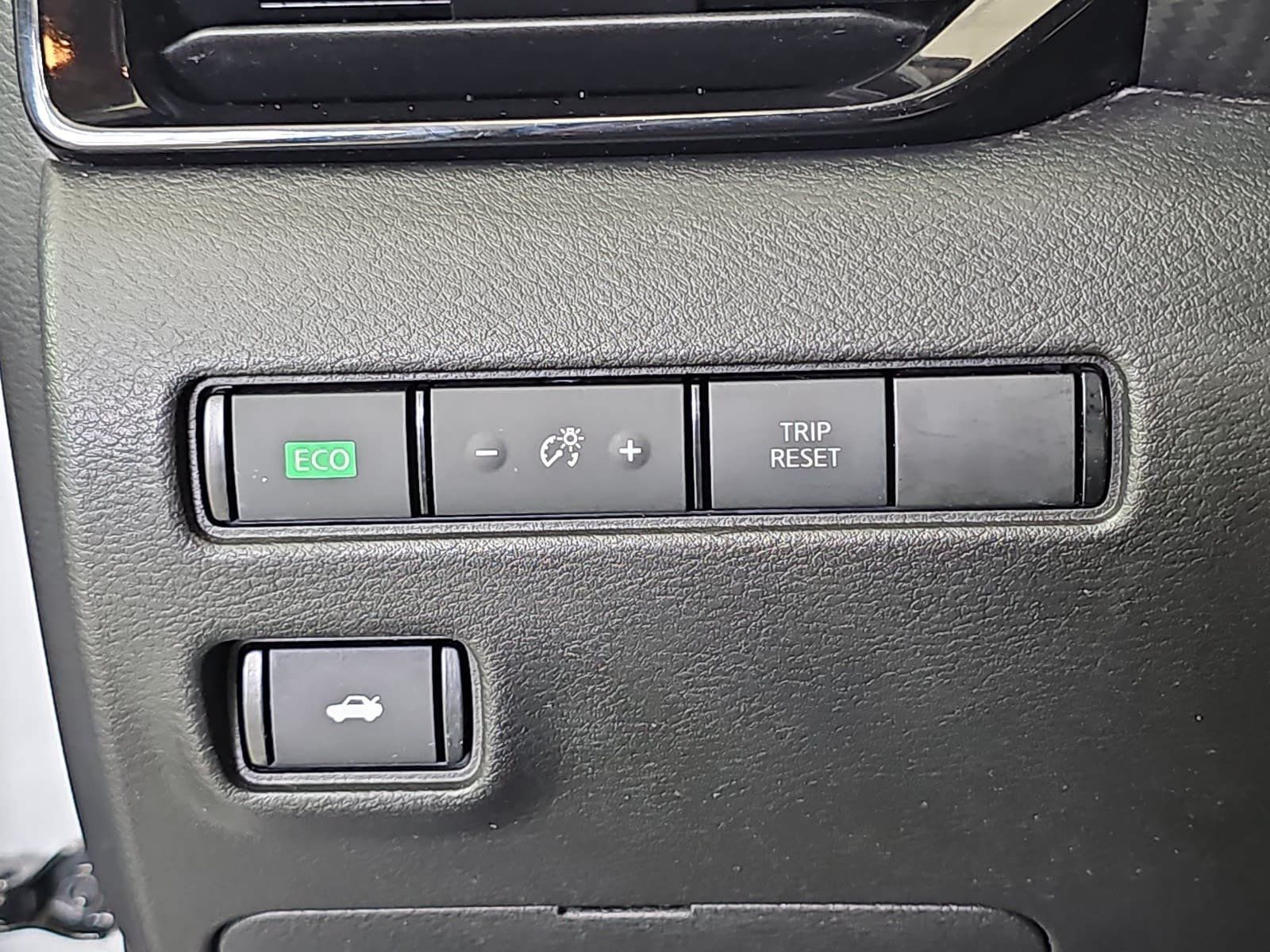 Used 2021 Nissan Sentra SV FWD image 23