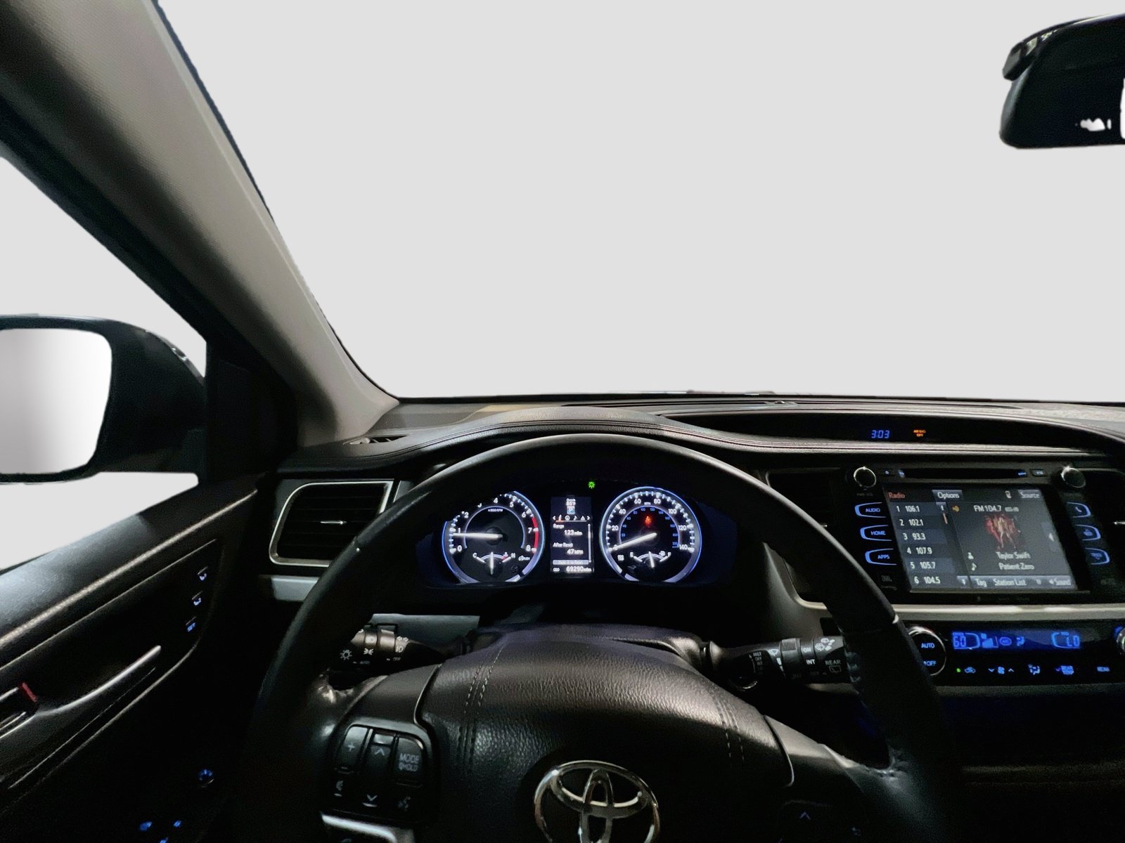 Used 2016 Toyota Highlander Limited AWD/4WD image 7