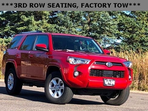 Used 2024 Toyota 4Runner SR5 image 1