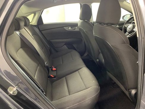 Used 2020 Kia Forte LXS FWD image 35
