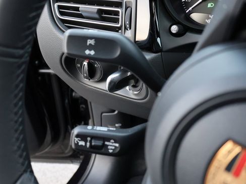 New 2026 Porsche Macan S image 32