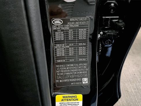 Used 2023 Land Rover Discovery Sport S image 17