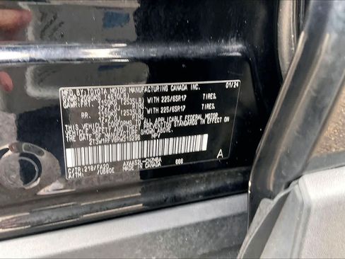 Used 2024 Toyota RAV4 XLE FWD image 34
