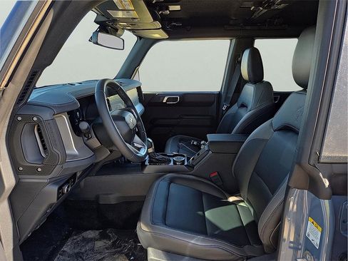 New 2025 Ford Bronco Outer Banks image 11