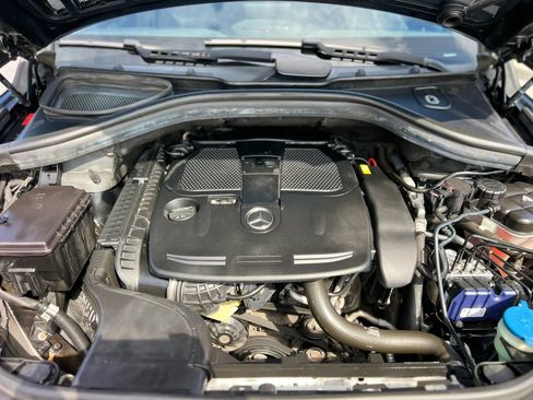 Used 2017 Mercedes-Benz GLE 350 4MATIC w/ Premium 2 Package image 45