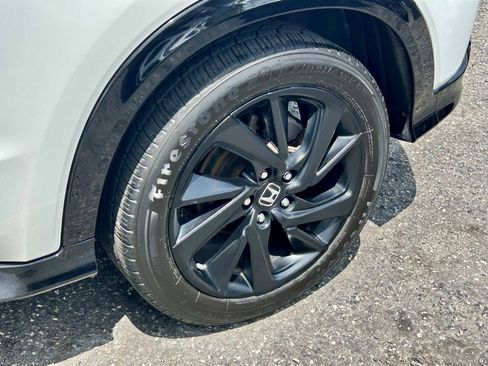Used 2021 Honda HR-V Sport image 28