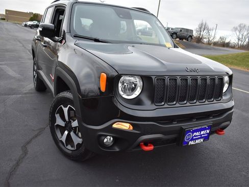 Used 2022 Jeep Renegade Trailhawk w/ Trailer Tow Group image 2