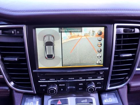 Used 2014 Porsche Panamera GTS image 16