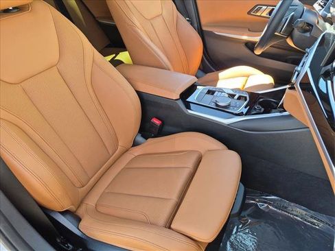 Used 2023 BMW 330i Sedan w/ Premium Package RWD image 21