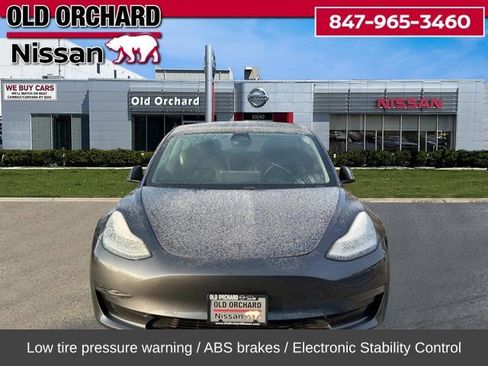 Used 2020 Tesla Model 3 Standard Range Plus image 3