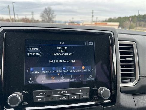 Certified 2024 Nissan Frontier SV image 12